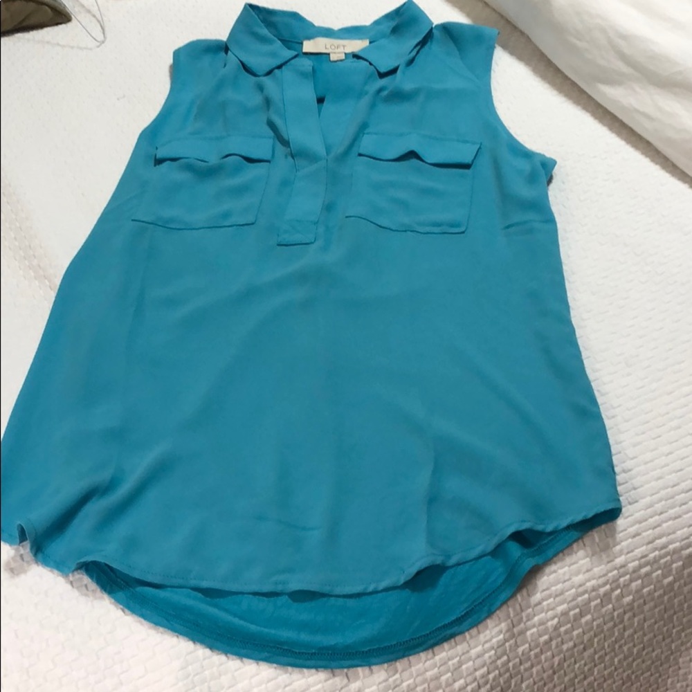 Sleeveless loft shirt